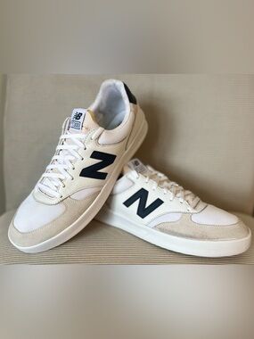 New Balance Men’s CT300 v3 Court Sneakers in the "White/Navy" size 10